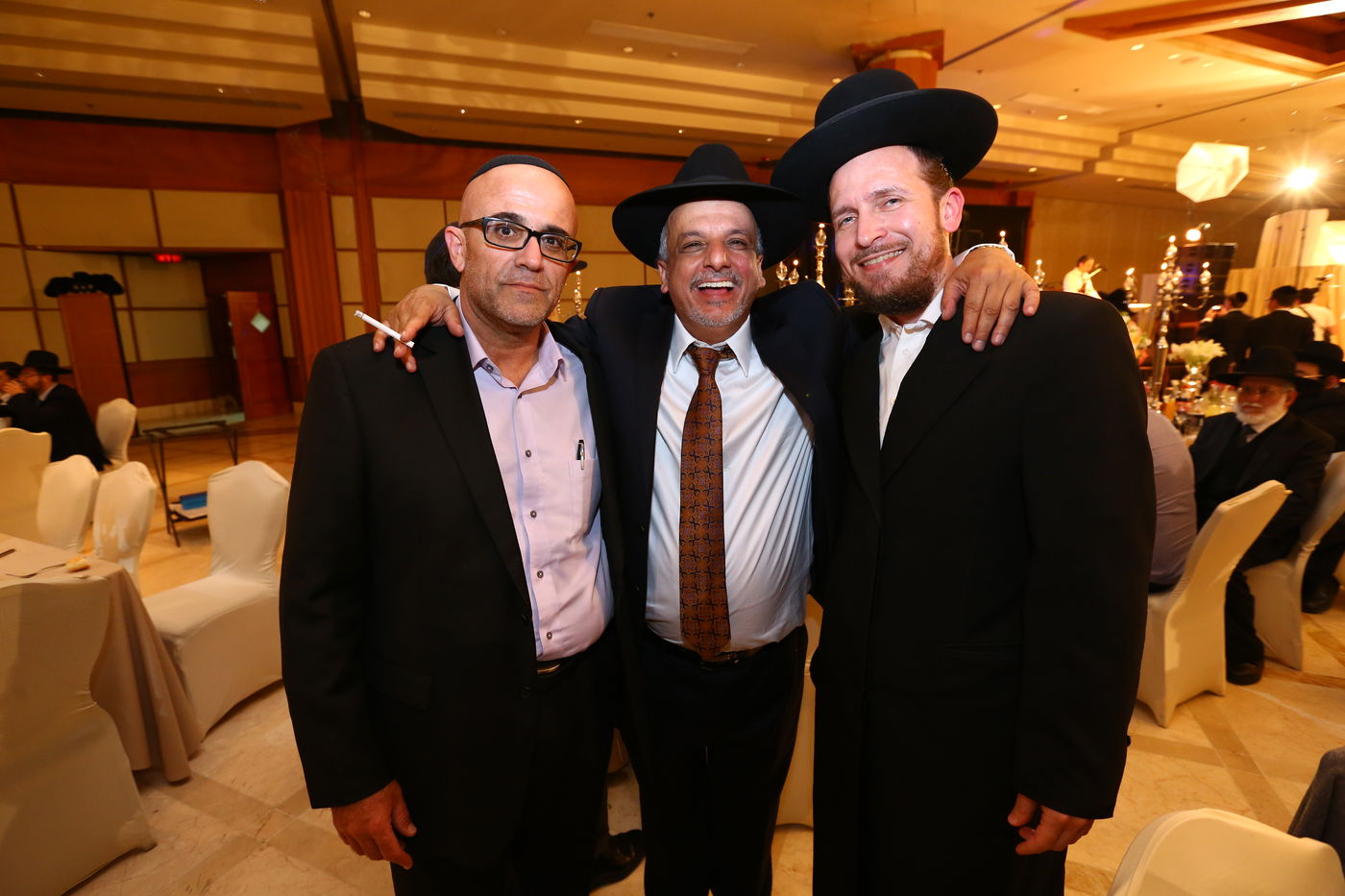 כולם התייצבו לאירוע: יגאל רווח חיתן את בנו