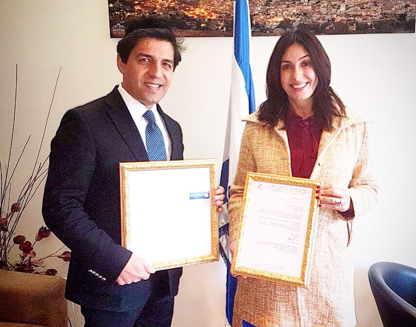 רב הסלבס ושרת התרבות למען העיוורים