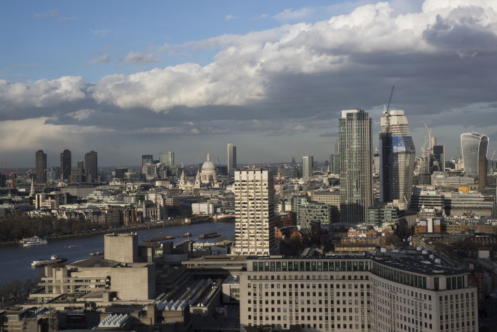 סיור בלונדון האפרורית דרך עדשת המצלמה