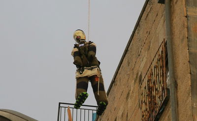 הבובות שנתלו במאה שערים