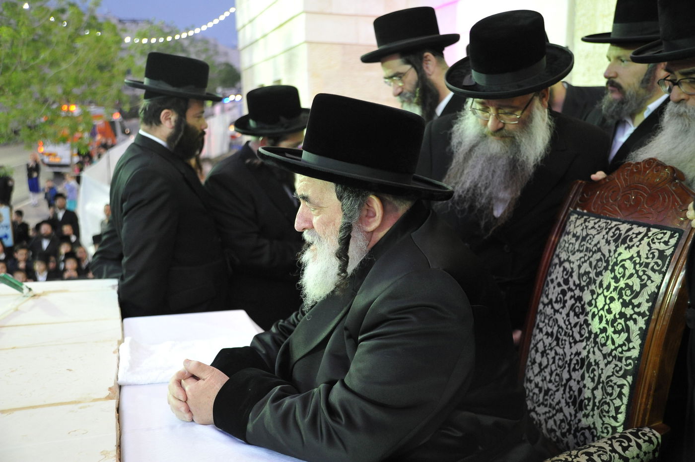 תיעוד ענק: הרבי מויז'ניץ חנך בית מדרש חדש בביתר עילית