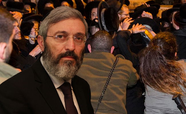 דה הלברטל על רקע הפגנת קיצוניים נגד גיוס לצה"ל