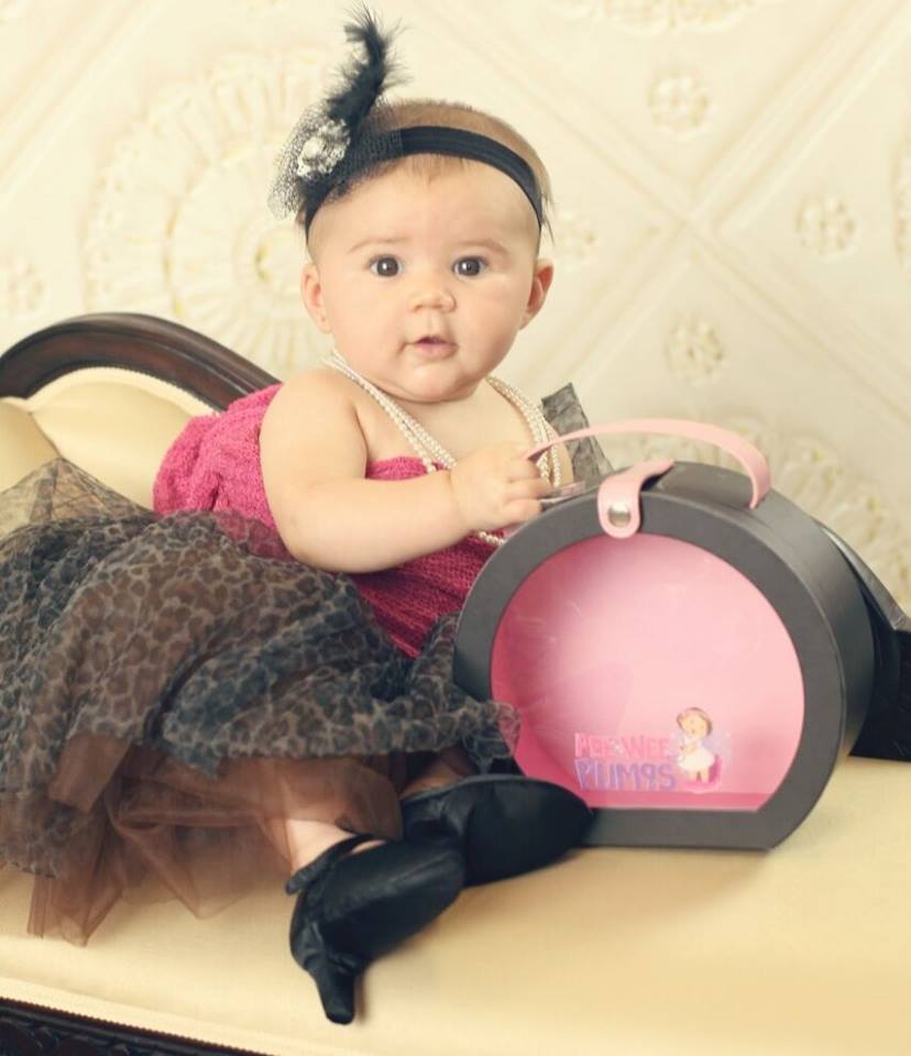 לצחוק או לבכות? אתר חדש מציע נעלי עקב לתינוקות