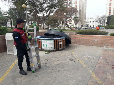 פח האשפה, לאחר חילוץ הבחורה