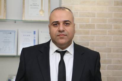 עו"ד יניב גכתן.