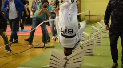 שובר שיאים...