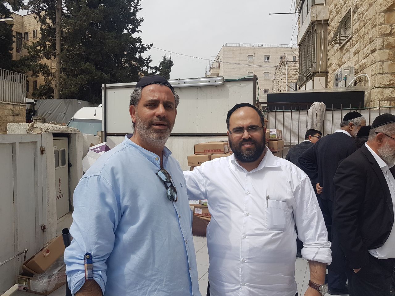 מסורת הצדיק: חלוקת הענק של קמחא דפסחא