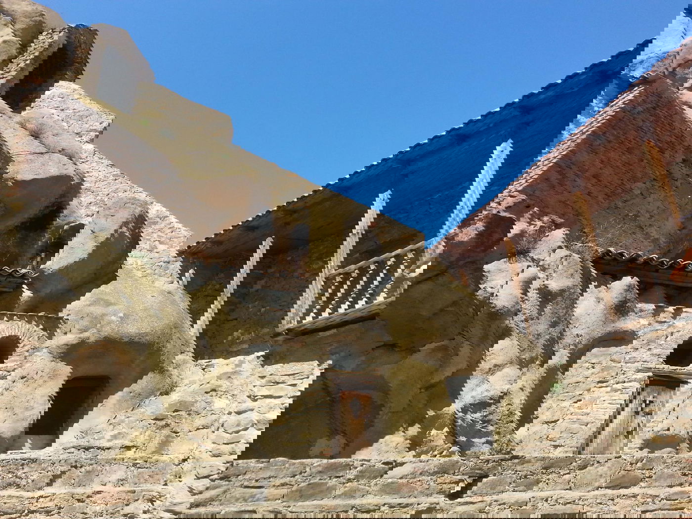 טיול לגיאורגיה הקסומה דרך עדשת מצלמה