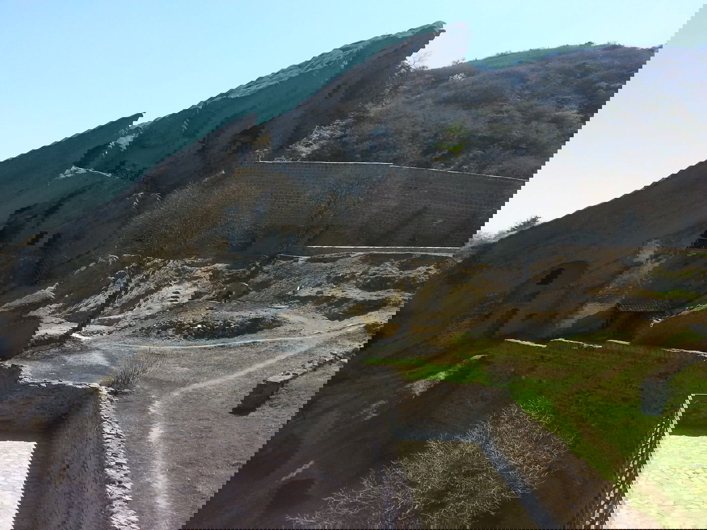 טיול לגיאורגיה הקסומה דרך עדשת מצלמה