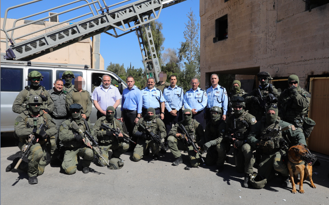 ליברמן ואלשיך ביקרו את לוחמי הימ"מ. צפו
