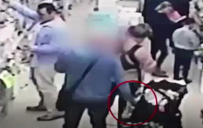 צפו: גנב סדרתי של סלולריים במרכזי קניות