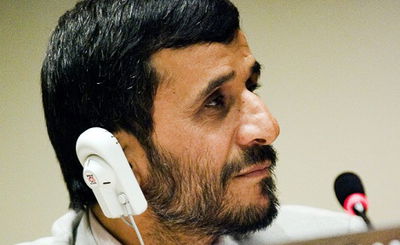 מחמוד אחמידיניג'אד, ארכיון