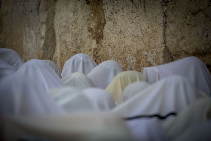 גלריה מרהיבה: ברכת כהנים בכותל המערבי