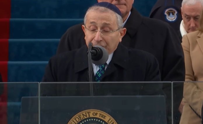 הרב האייר בטקס