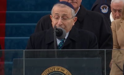 הרב האייר בטקס