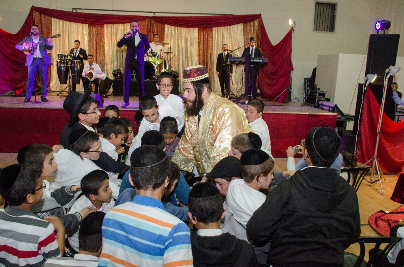 המימונה והסלסול של ראש העיר ישראל פרוש • צפו