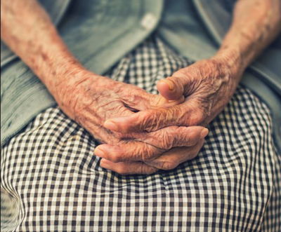 תזכה להטבות ניצולי שואה. אילוסטרציה