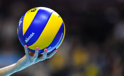 הלווין מציג: במתקן הגרעיני בצפון קוריאה משחקים בכדור עף