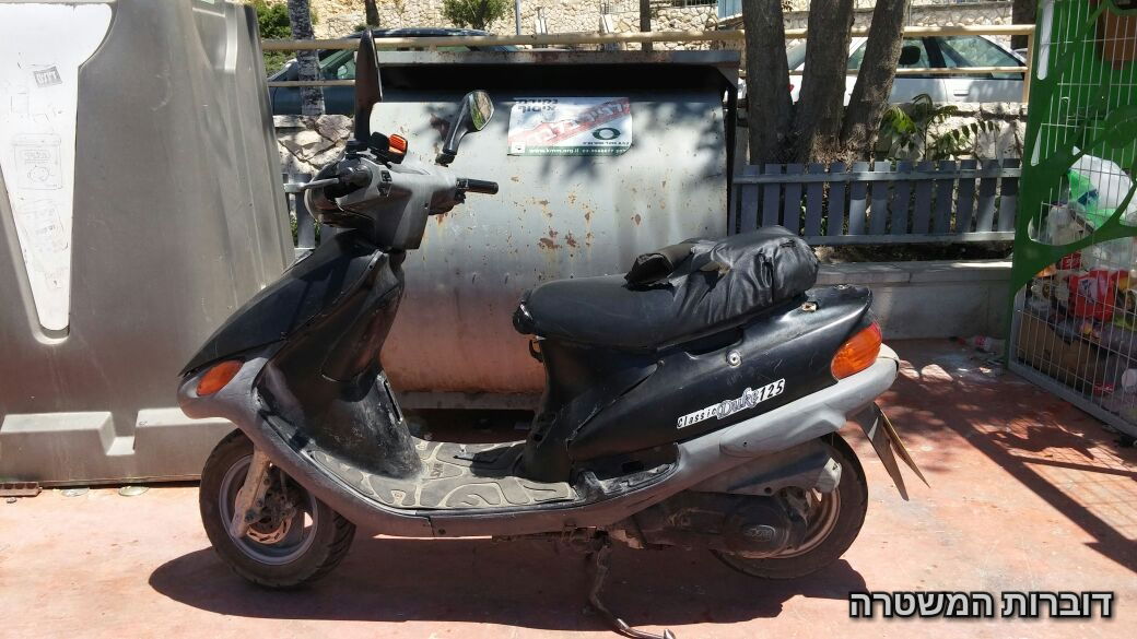 נעצר בלי רישיון על קטנוע העומד לפירוק