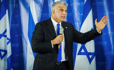 יאיר לפיד. נחלש