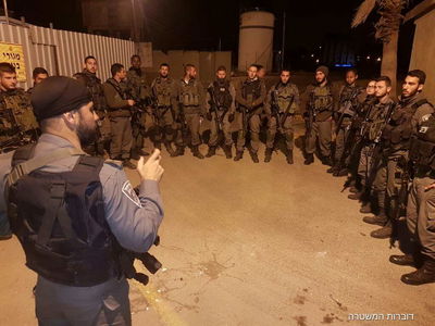 המבוכה וסגירת המעגל: מיידי האבנים על ג'יפ מג"ב נעצרו הלילה