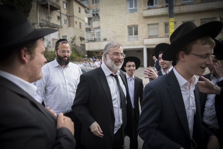 נתי גרוסמן התקבל בביתו בשירת "ימים" לאחר ששוחרר. מבקש: תתפללו עלי. צפו