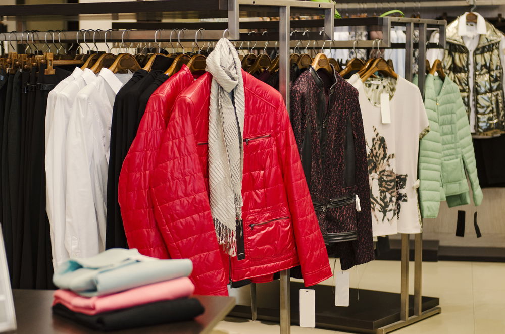 ביום חם, בערב קריר: 7 ז'קטים קלילים לכל גזרה