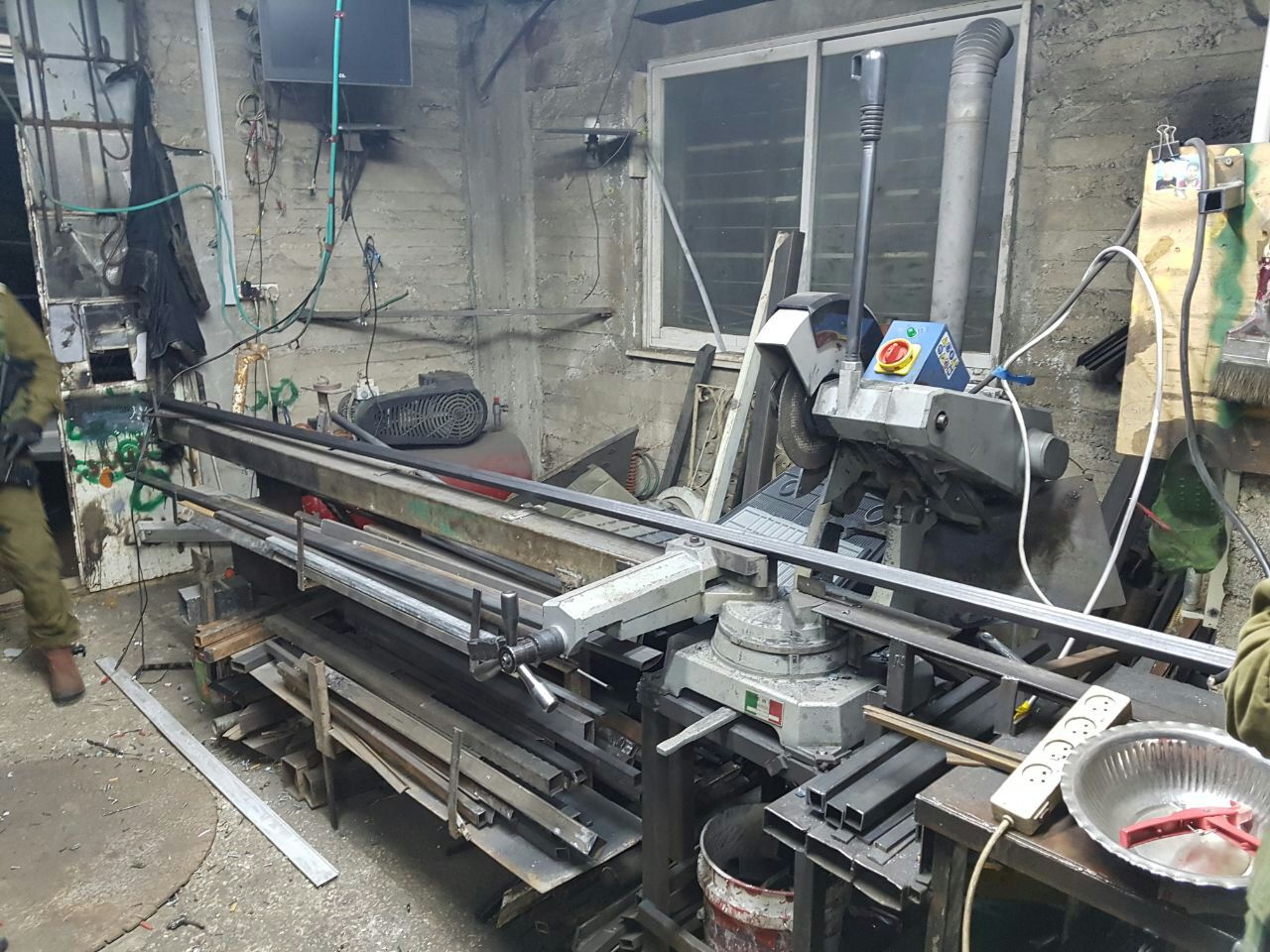 נתפס ונסגר מפעל לייצור נשק ותחמושת