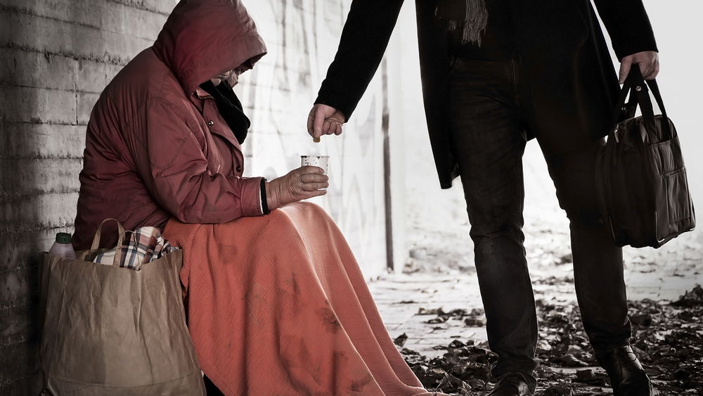 חוסו על האישה והילדים. אילוסטרציה