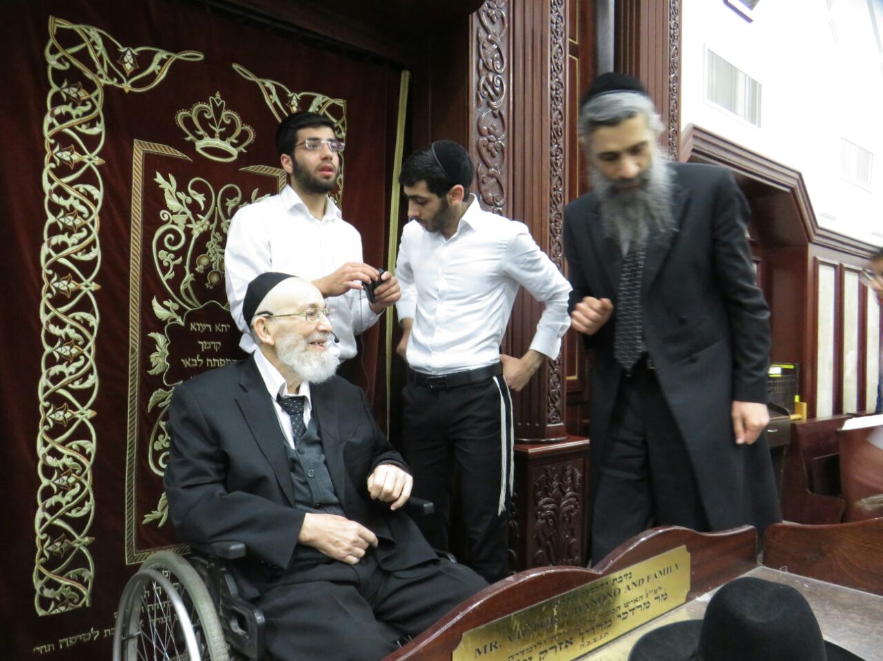 תיעוד מרגש: הגאון רבי ראובן שראבני זצ"ל נפרד מתלמידיו