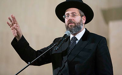 'עצמאות' ב'כיכר': שיעורו של הגאון רבי דוד לאו • צפו