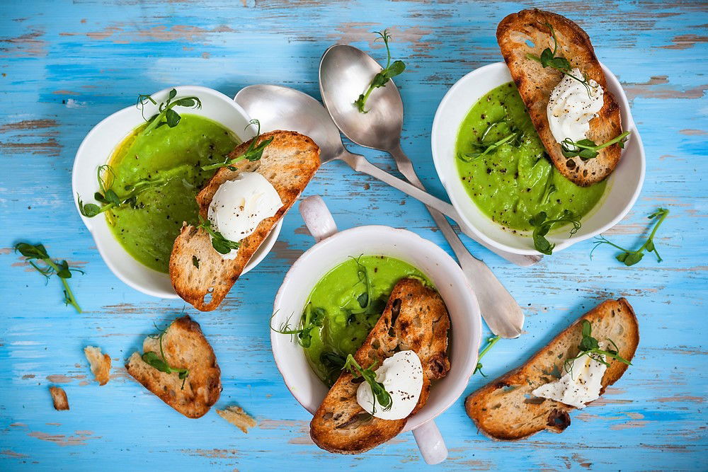 מרק אפונה קליל ומזין