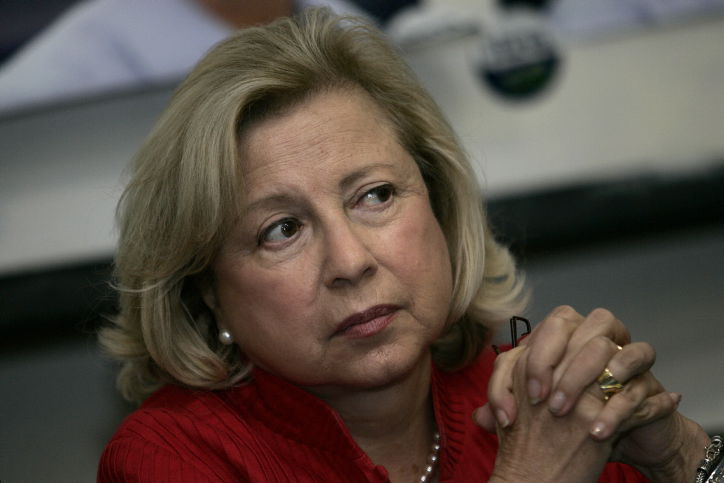 קולט אביטל, ראש עמותת הניצולים שנקנסה אף היא לאחר ששיתפה פעולה עם לפיד