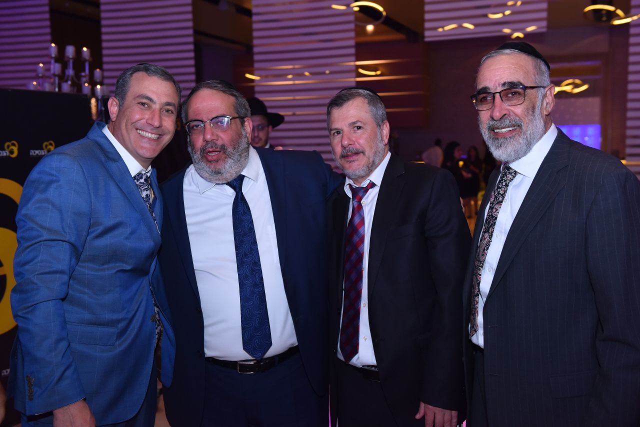 בר מצווה לבנו של ר' רפי אילוז • צפו בגלריה