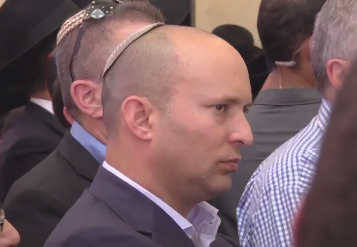 השר נפתלי בנט בהלוויה