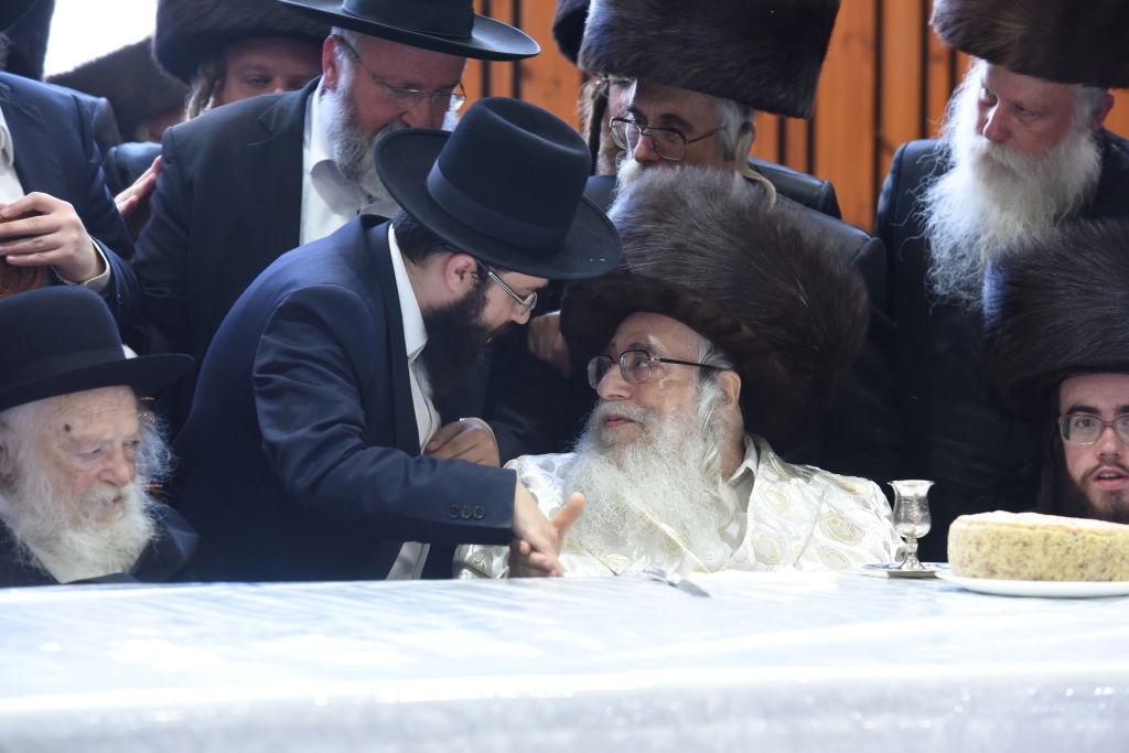 הגר"ח קנייבסקי בביקור נדיר במוסדות התורה בנתניה