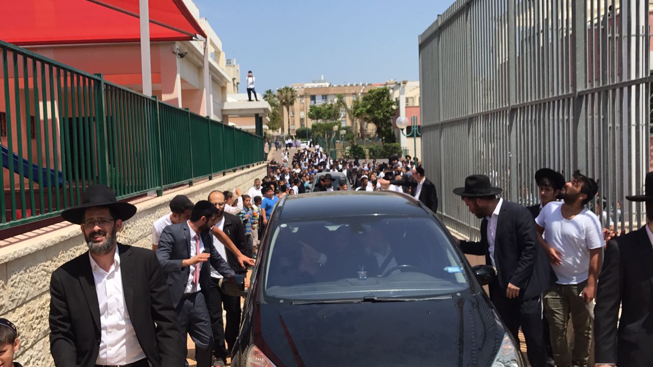 הגר"ח קנייבסקי בביקור נדיר במוסדות התורה בנתניה