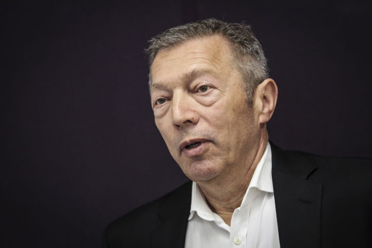 ארקדי גאידמק שב לישראל - לעדות בבית המשפט