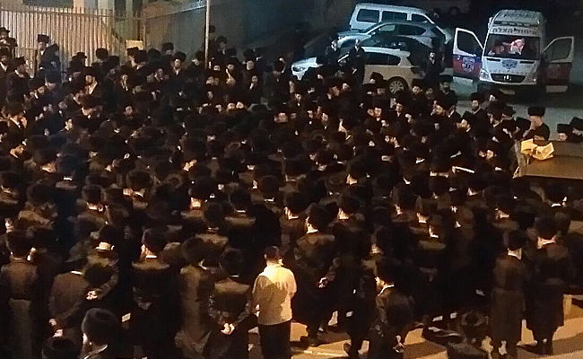 מסע הלוויה הלילה באשדוד