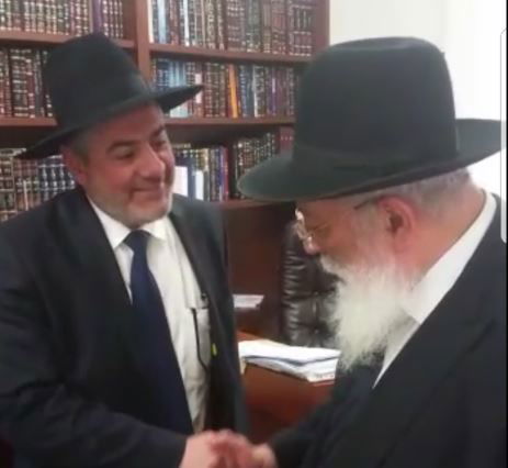 ברכת הראשל"צ הרב עמר לרב מזרחי.