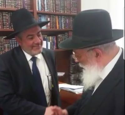 ברכת הראשל"צ הרב עמר לרב מזרחי.