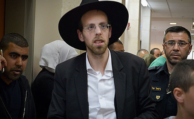 אברהם טירגר, מפעיל 'קו במערכה'