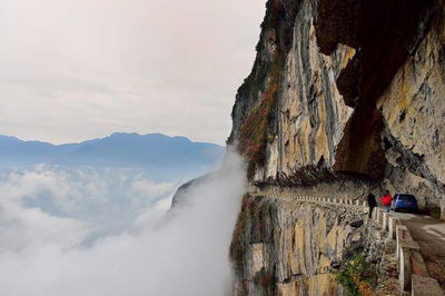 סיפורו של  "כביש השמים" • תיעוד מרהיב