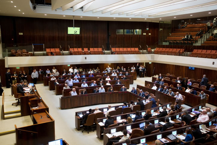 תכנית ההטבות של כחלון אושרה בוועדת הכספים