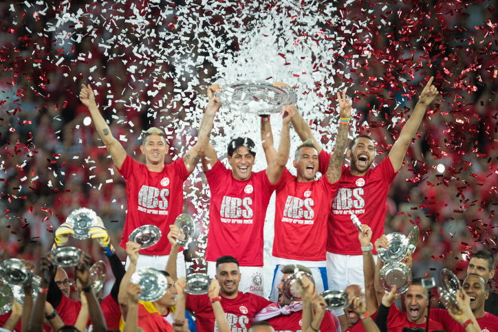 החגיגות הראשונות לאחר הזכייה באליפות