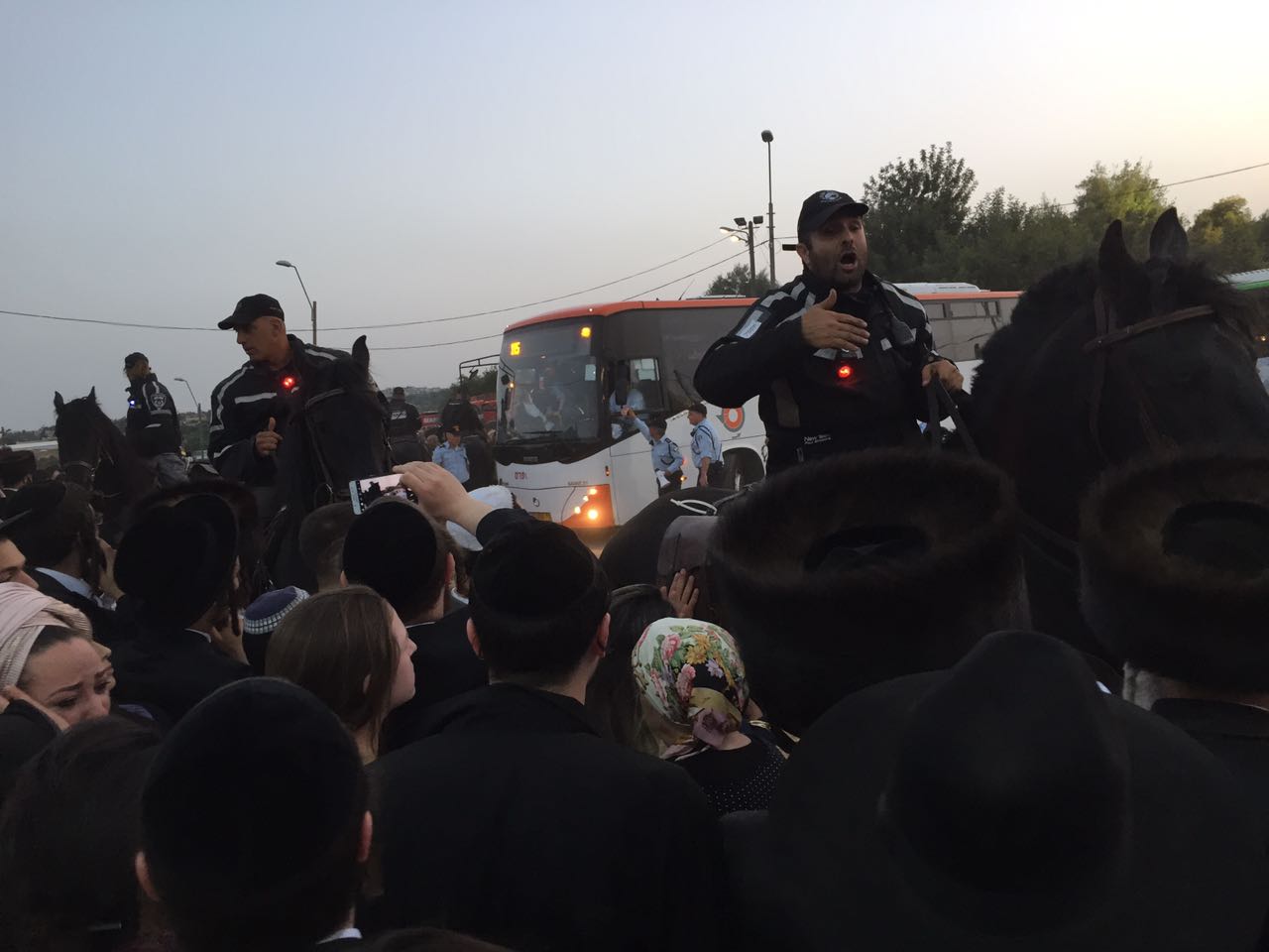 הקריסה בחניונים