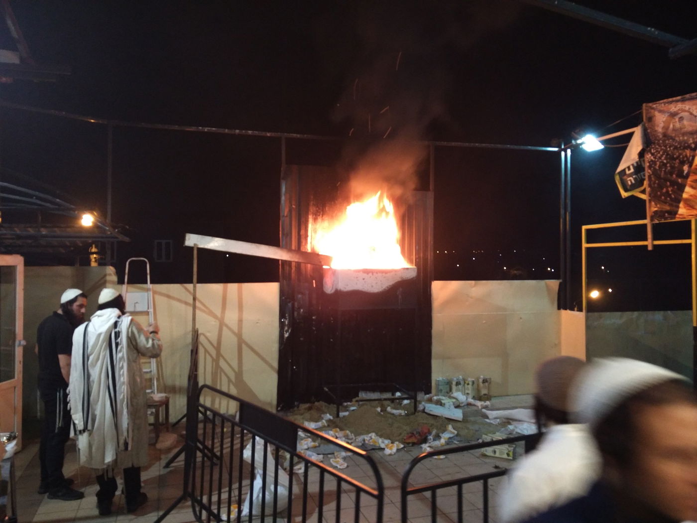 תיעוד: ל"ג בעומר באומן