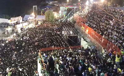 זווית חדשה: מעמד ההדלקה האדיר של 'תולדות אהרן' במירון • צפו