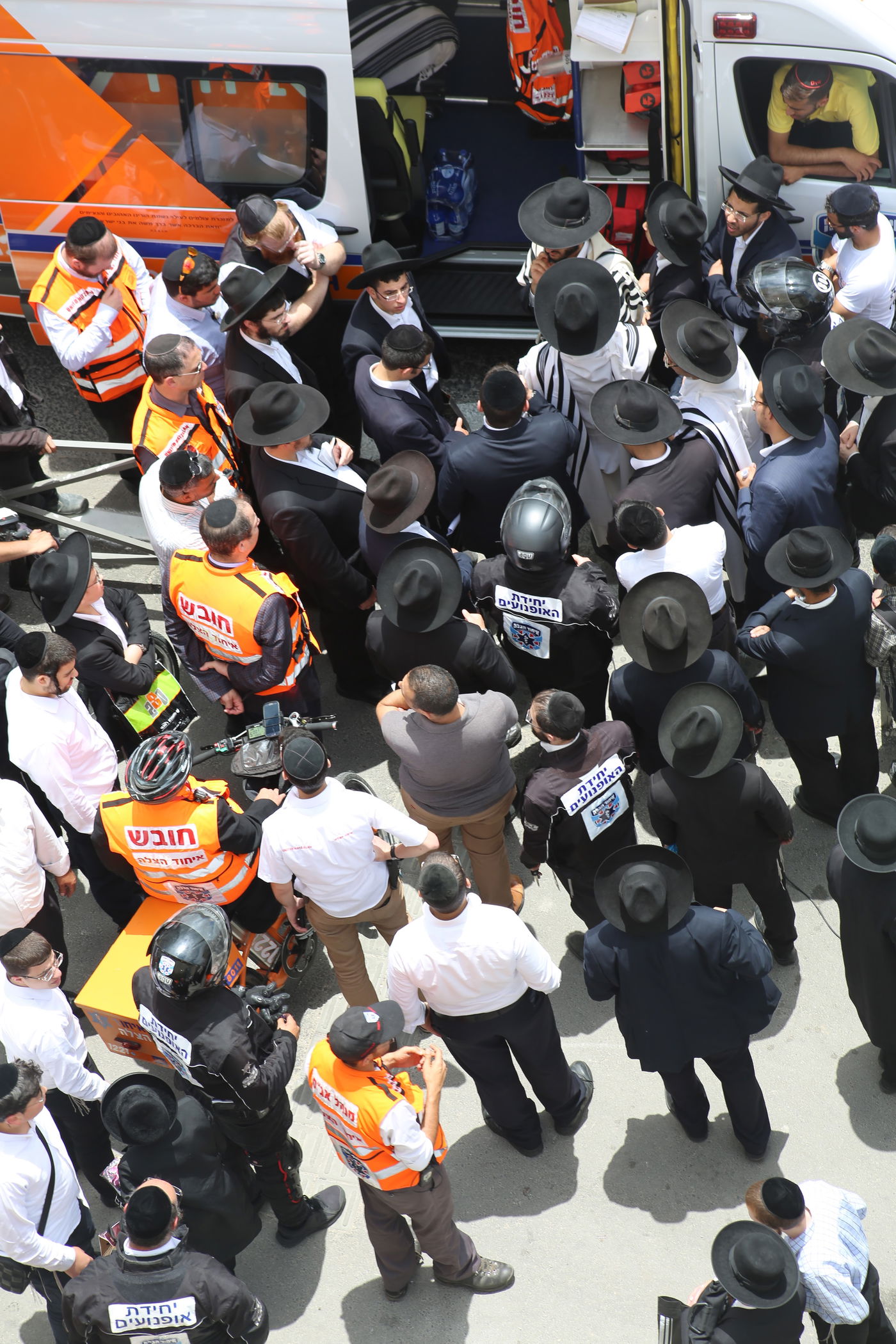 מאות ליוו למנוחות את מתנדב 'איחוד הצלה' אפי גדסי ז"ל