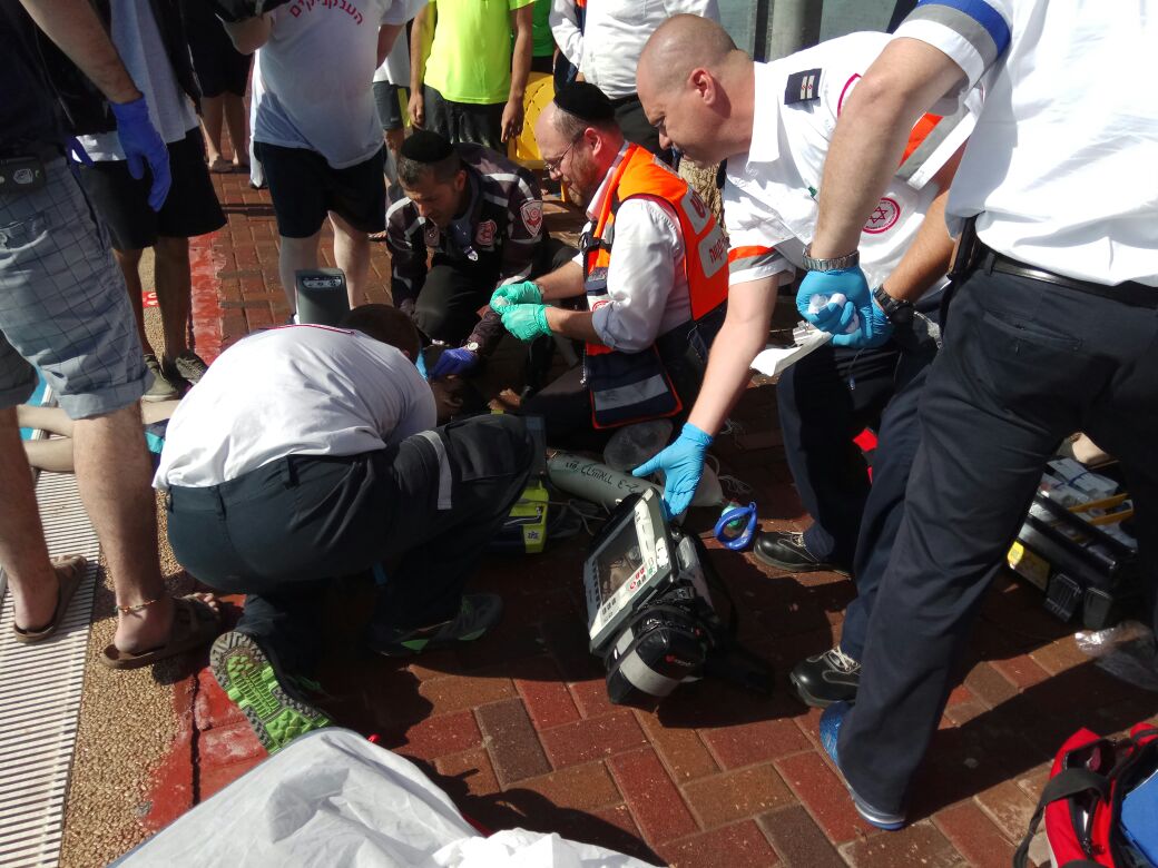 מאמצי ההחייאה על הילד